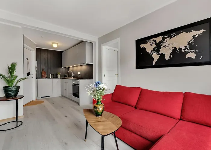 Downtown With Queensize Bed And Parking Apartamento Tromsø