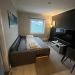 Apartmán Downtown With Queensize Bed And Parking